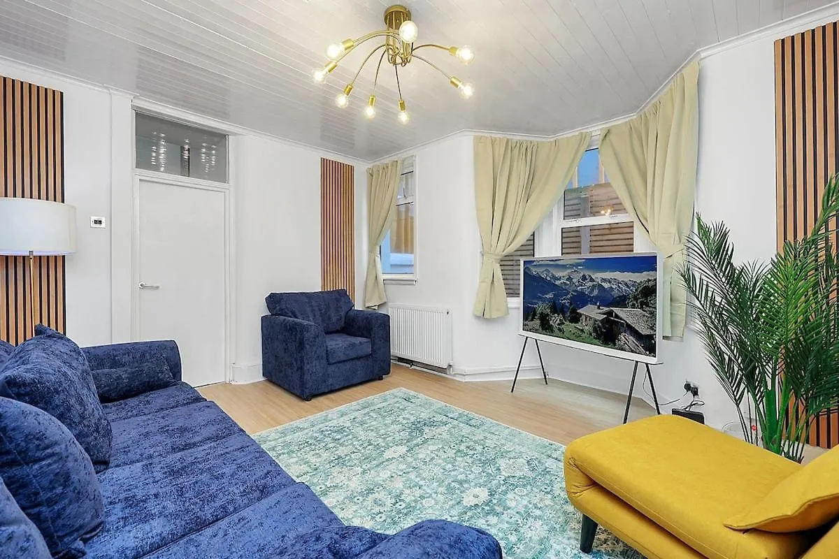 Apartment The City Townhouse By Harlington London